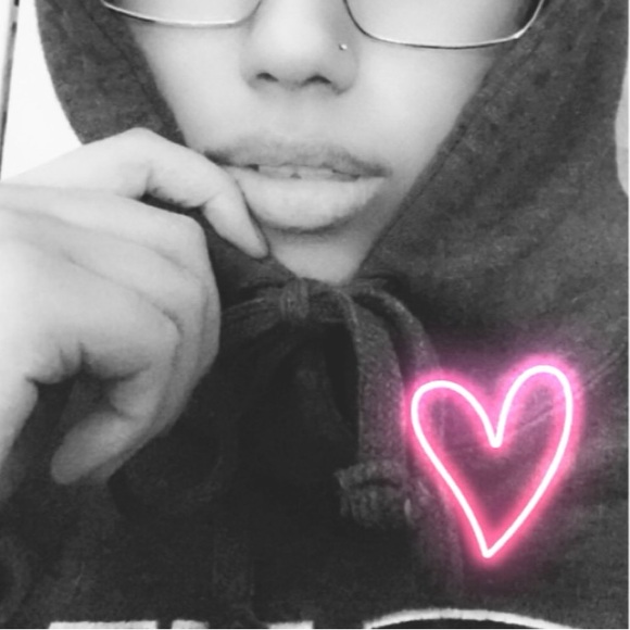 alexis_to